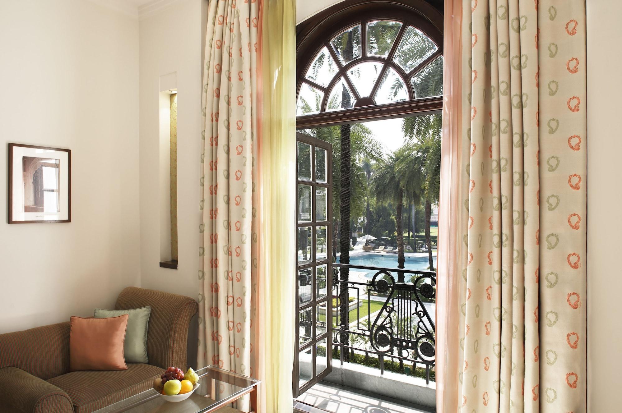 Taj Mahal Lucknow Hotel Eksteriør billede