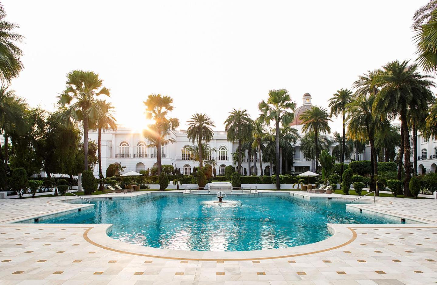 Taj Mahal Lucknow Hotel Eksteriør billede