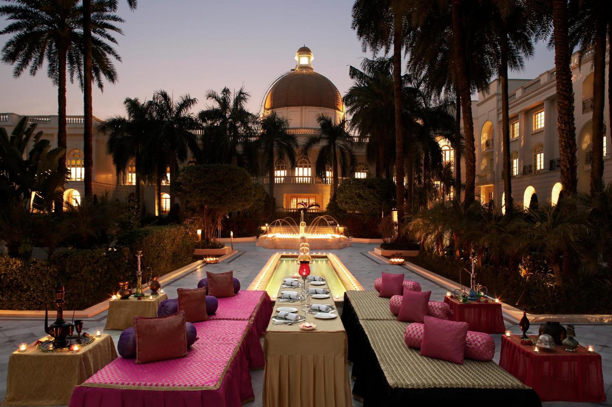 Taj Mahal Lucknow Hotel Eksteriør billede
