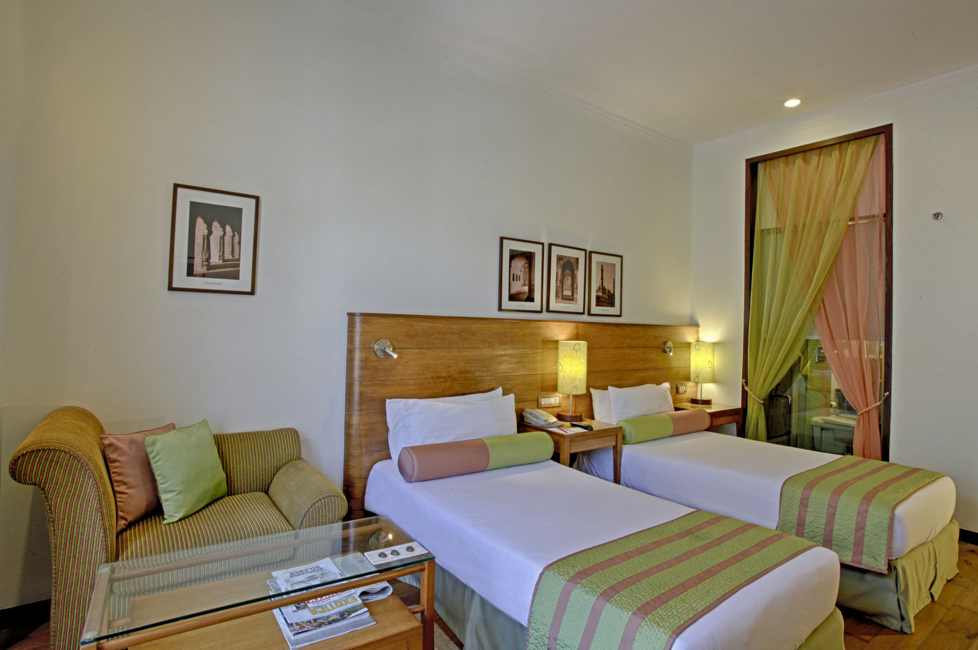 Taj Mahal Lucknow Hotel Eksteriør billede