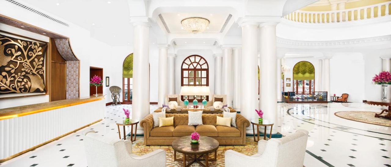 Taj Mahal Lucknow Hotel Eksteriør billede